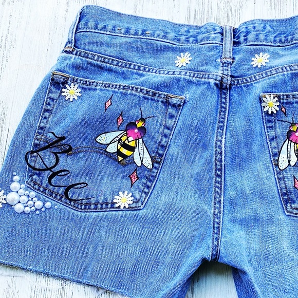 Pearlesque Denim - Boyfriend cut off American Eagle shorts boho 32